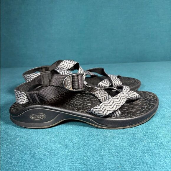 Size 9 - Women’s Chaco Water Sandals - Picture 3 of 7